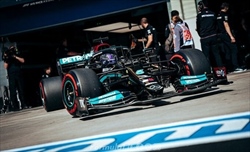 Mercedes, nessun cambio di PU per Hamilton. Anche se...