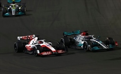 Mercedes osserva il grande progresso Haas, Wolff: Ci deve servire da lezione - Mercedes osserva il grande progresso Haas, Wolff: Dobbiamo imparare da loro