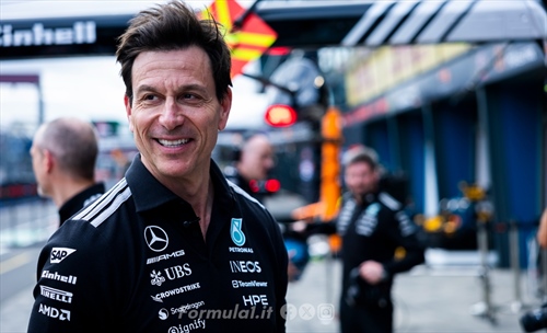 Mercedes prepara la svolta a Sepang, Wolff: «In arrivo un aggiornamento importante»
