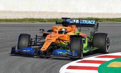 Mercedes sorride ancora