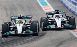 Mercedes specialista del porpoising, Wolff: «Soluzione semplice, ma dobbiamo trovarla» - Mercedes specialista del porpoising, Wolff: «Soluzione semplice, ma dobbiamo trovarla»