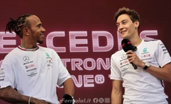 Mercedes, Turrini protegge Hamilton e Russell: «Guidano una carriola» - Mercedes, Turrini protegge Hamilton e Russell: «Guidano una carriola»