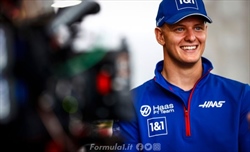Mick Schumacher: «Ho imparato una lezione dalla battaglia con Hamilton»