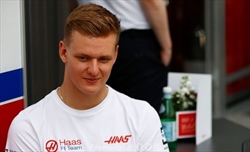 Mick Schumacher in Alpine? Ocon: «Certo che lo vorrei, è un mio buon amico...» - Mick Schumacher in Alpine? Ocon: «È un buon amico...»