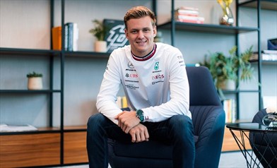 Mick Schumacher punge la Ferrari: «Ecco perché la Mercedes ha vinto 8 titoli mondiali»