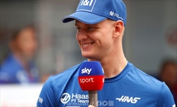 Schumacher piccato: «Ecclestone? Sua opinione non mi interessa, sarò un pilota di alto livello» - Mick Schumacher risponde ad Ecclestone: «Non dimenticherò la F1»