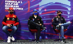 Mick senti Hakkinen: «Non guardare Leclerc e Verstappen, io a 23 anni non ero ancora pronto» - Mick senti Hakkinen: «Non guardare Leclerc e Verstappen, io a 23 anni non ero ancora pronto»