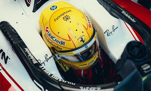 «Molti dati e margini di crescita»: Hamilton vede una Ferrari in evoluzione - «Molti dati e margini di crescita»: Hamilton vede una Ferrari in evoluzione