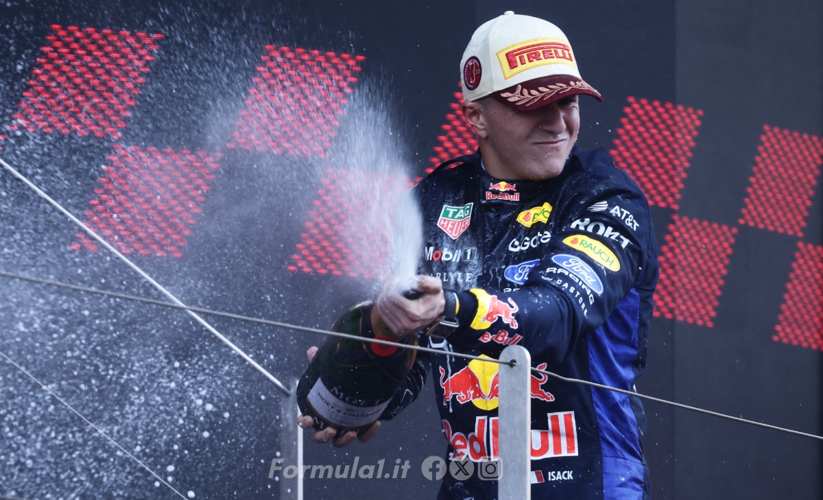 Monaco, investigazione Hadjar: la decisione della FIA