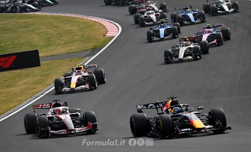 Montoya contro Verstappen: la linea che non andrebbe superata - Montoya contro Verstappen: la linea che non andrebbe superata