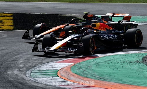 Neanche McLaren è perfetta: il punto debole di Monza che può ripresentarsi a Baku - Neanche McLaren è perfetta: il punto debole di Monza che può ripresentarsi a Baku