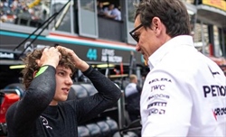 Nella «Regola Antonelli» vince Wolff e perde la FIA - Nella «Regola Antonelli» vince Wolff e perde la FIA