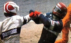 Nelson Piquet 71, più grande il pilota o più discutibile l’uomo? - Il famoso incontro di box a bordo pista tra Piquet e Salazar nel GP di Germania 1982
