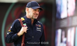 Newey: «Verstappen guida la macchina quasi inconsciamente. È una capacità che hanno i grandi»