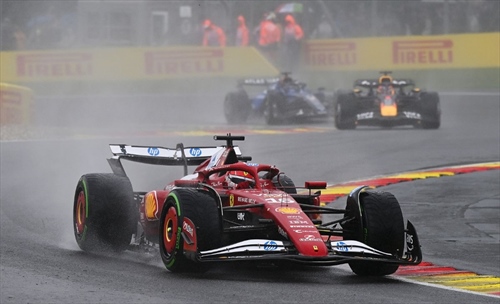 Non si corre più sul bagnato: la proposta Pirelli per la pioggia