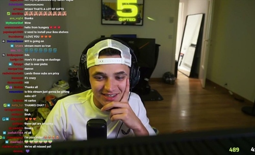 Norris agli Esports World Cup: «Tutto è cominciato con Gran Turismo su PlayStation» - Norris agli Esports World Cup: «Tutto è cominciato con Gran Turismo su PlayStation»