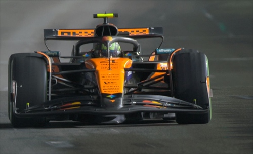 Norris conquista la pole a Las Vegas: «È stato davvero stressante» - Norris conquista la pole a Las Vegas: «Davvero stressante»