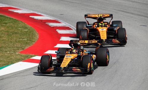 Piastri vs Norris, «saranno tempi duri per la McLaren». Le sensazioni degli ospiti di Sky - Norris e Piastri lotteranno l'uno contro l'altro in pista? Le sensazioni degli ospiti di Sky
