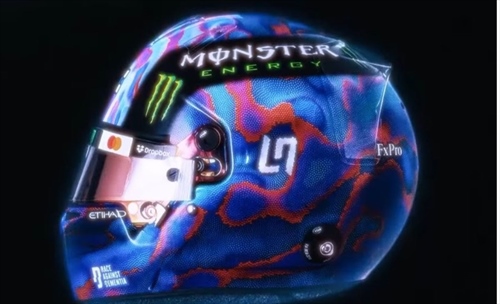 Norris fa un gesto da campione: un casco per la ricerca