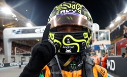 Norris guida la MCL39 e avverte Verstappen: «Ho imparato, quest'anno non cederò nulla» - Norris guida la MCL39 e avverte Verstappen: «Ho imparato, quest'anno non cederò nulla»