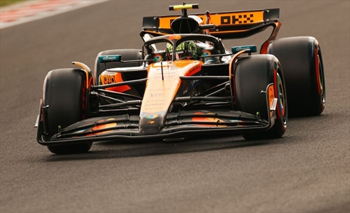 Norris lancia la sfida alla Ferrari: «Abbiamo più passo, domani sarà emozionante» - Norris lancia la sfida alla Ferrari: «Abbiamo più passo, domani sarà emozionante»