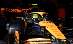 Norris, niente penalità a Silverstone: la lucidità della McLaren gli salva la gara di casa