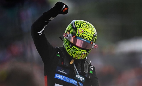 Norris torna a respirare dopo la vittoria: «Piano inaspettato»