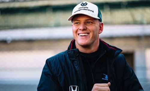 Nuova avventura per Schumacher: nel 2026 debutta in Indycar