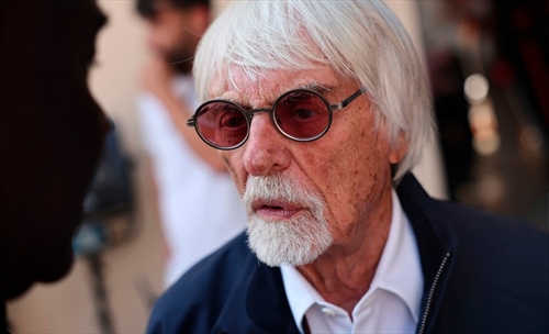Nuove regole, vecchi problemi: l’allarme di Ecclestone scuote la Formula 1