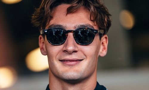 «Ogni contratto è il più importante»: Russell riflette sul futuro e sulla pista