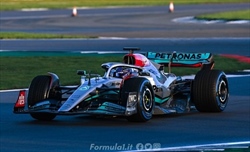 ONBOARD - Hamilton gira a Silverstone con la nuova W13