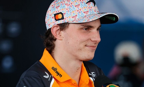 Oscar Piastri e il richiamo dell’Aston Martin: svolta in arrivo?