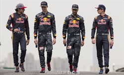 Papà Sainz: mio figlio ha dovuto lottare, e rispetto a Verstappen è stato sfortunato