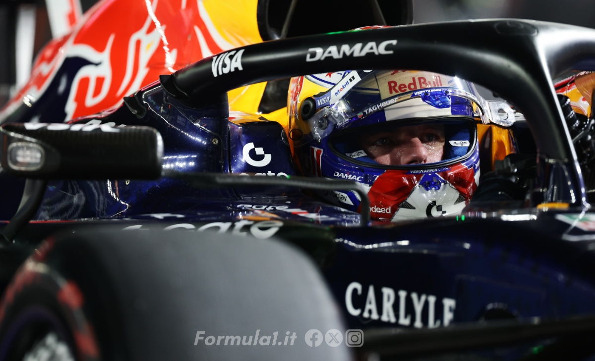 Penalità Verstappen a Singapore: la decisione della FIA