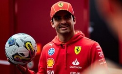 Per quale squadra guiderà Sainz nel 2025? Gasly chiama e Carlos risponde