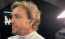 Perché le auto si dividono in due? La spiegazione di Alonso - Perché le auto si dividono in due? La spiegazione di Alonso