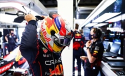 Red Bull, Perez: In qualifica altra battaglia con la Ferrari. Il traffico può essere un problema - Perez