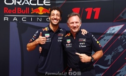 Perez a rischio? Horner: «Ricciardo punta ad un sedile Red Bull nel 2025» - Perez a rischio? parla Horner: «Ricciardo punta ad un sedile della Red Bull nel 2025»