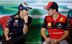 Perez: «Campione nel 2023 se riuscirò ad essere costante». Nel mirino l'affidabilità Red Bull - Perez: campione nel 2023 se riuscirò ad essere costante. Nel mirino anche l'affidabilità Red Bull
