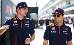 Perez ci riprova: «Verstappen è il più forte, ma voglio vincere» - Perez ci riprova: «Verstappen è il più forte, ma voglio vincere»