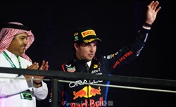 Pérez, clamoroso retroscena: jump start non visto dalla FIA