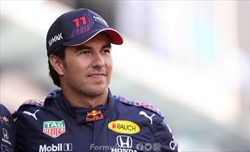 Perez decisivo per la pole di Verstappen: Abbiamo rischiato con la strategia della scia