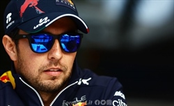 Perez fiducioso: Il team saprà superare le difficoltà. Jeddah? Sarà pazzesco con queste vetture - Perez fiducioso: Il team saprà superare le difficoltà. Jeddah? Sarà pazzesco con queste vetture