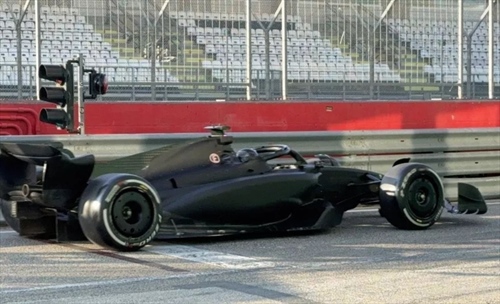 Perez in pista a Imola con la Ferrari SF-23: Cadillac avvia i test per la Formula 1