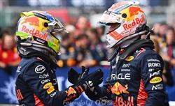 Perez rovina la festa mondiale di Verstappen, slittati i festeggiamenti: tutti i dettagli