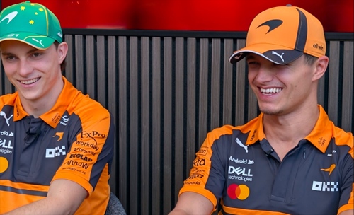 Piastri brilla, Norris paga l’affidabilità: debutto dalle due facce per McLaren - Piastri brilla, Norris paga l’affidabilità: debutto dalle due facce per McLaren