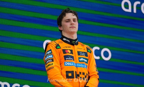 Piastri sorprende per la sua glacialità: «Raikkonen più spigliato a confronto»