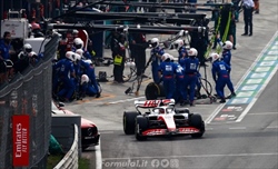 Pit stop Haas, Steiner: «Incredibile come possa andare tutto a put***e così rapidamente» - Pit stop Haas, Steiner: «Incredibile come riesca ad andare tutto a put***e così rapidamente»