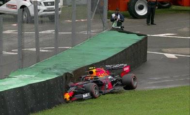 PL1 Brasiliane sul bagnato: Albon leader di sessione va a muro nel finale - PL1 Brasiliane sul bagnato: Albon leader di sessione va a muro nel finale