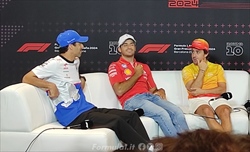 Possibilità di vedere due spagnoli a podio? Alonso avrebbe preferito non rispondere - Possibilità di vedere due spagnoli a podio? Alonso avrebbe preferito non rispondere